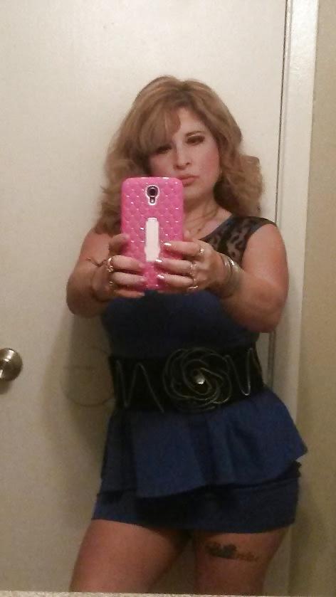 25P Thick latina milf with ass