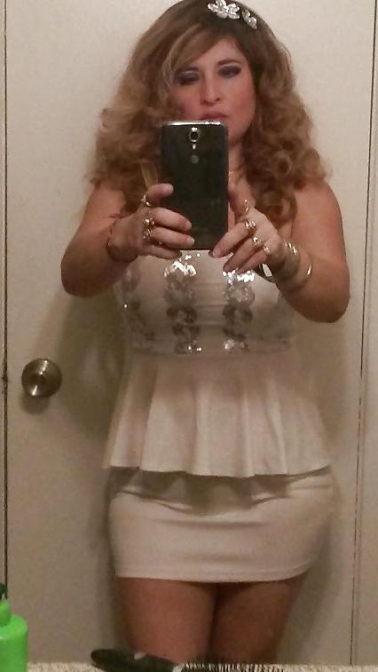 25P Thick latina milf with ass