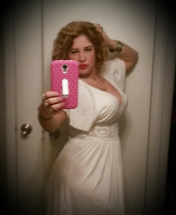 25P Thick latina milf with ass