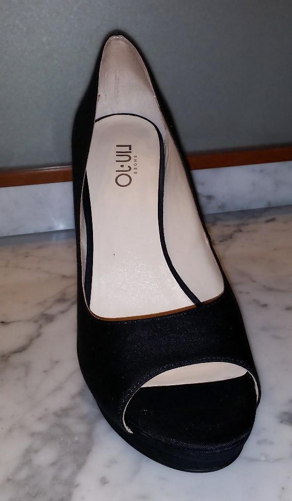 6P What pair of my mother's sandals I have to fuck and cum?