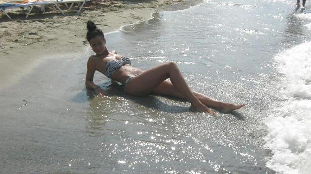 10P Serbian girl: Jovana