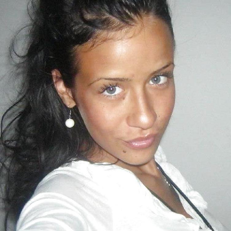10P Serbian girl: Jovana