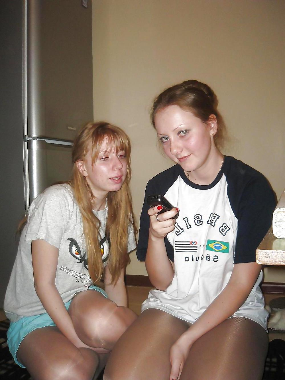 25P Pantyhose Girls