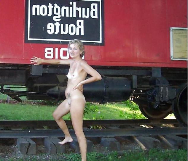 15P Dirty wife exhibitionist