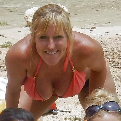 20P Busty Flickr Milf 12 (non-nude)