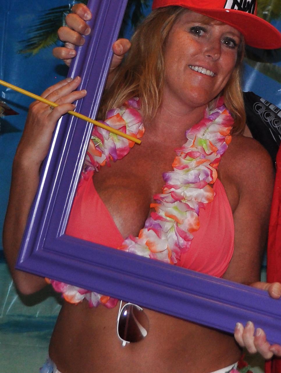 18P Busty Flickr Milf 13 (non-nude)