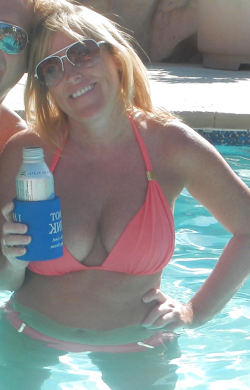 18P Busty Flickr Milf 13 (non-nude)