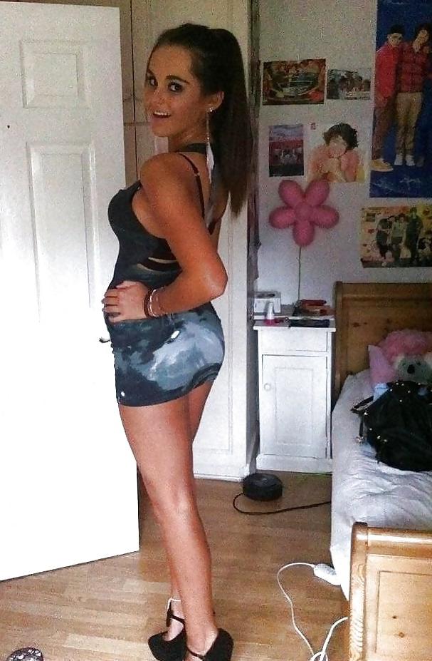 23P Tight dress