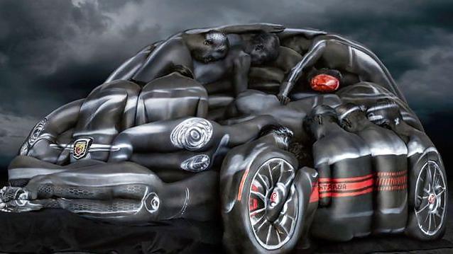 15P HUMAN MOTORCYCLES&CARS (BODY PAINTING TRINA MERRY&EMMA HACK)