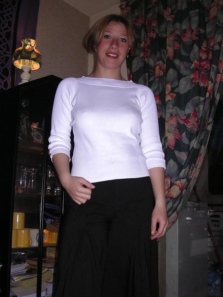22P Sweet Young French Girl Cindy