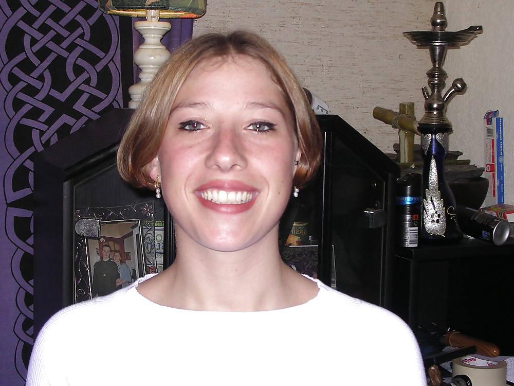 22P Sweet Young French Girl Cindy