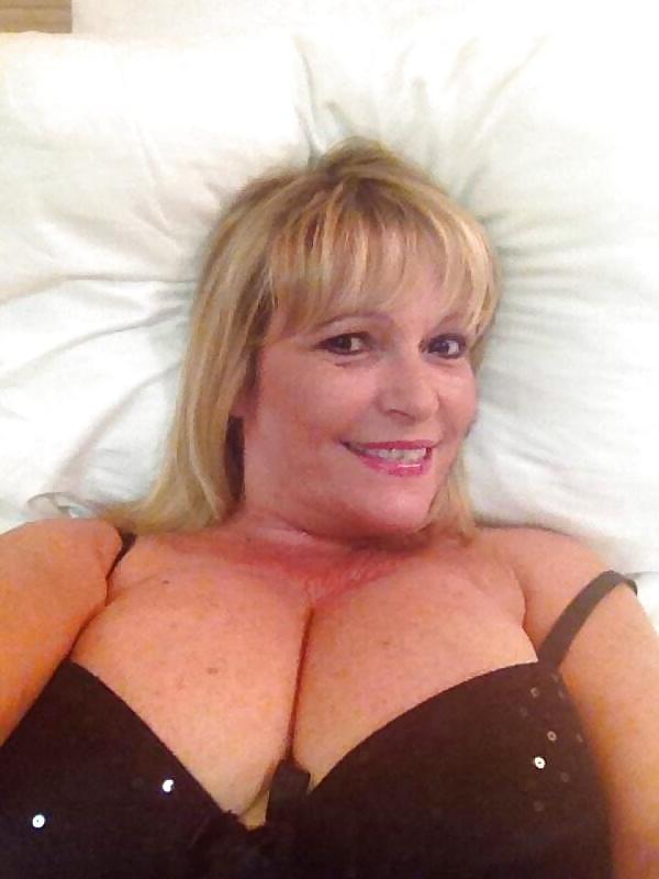 25P Busty MILFS 57