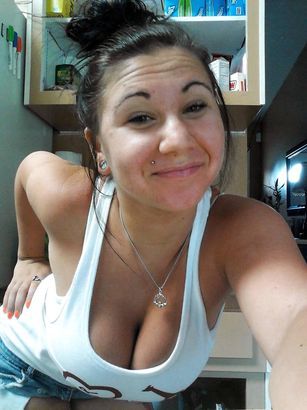 25P Teen brunette huge tits amazing body IV