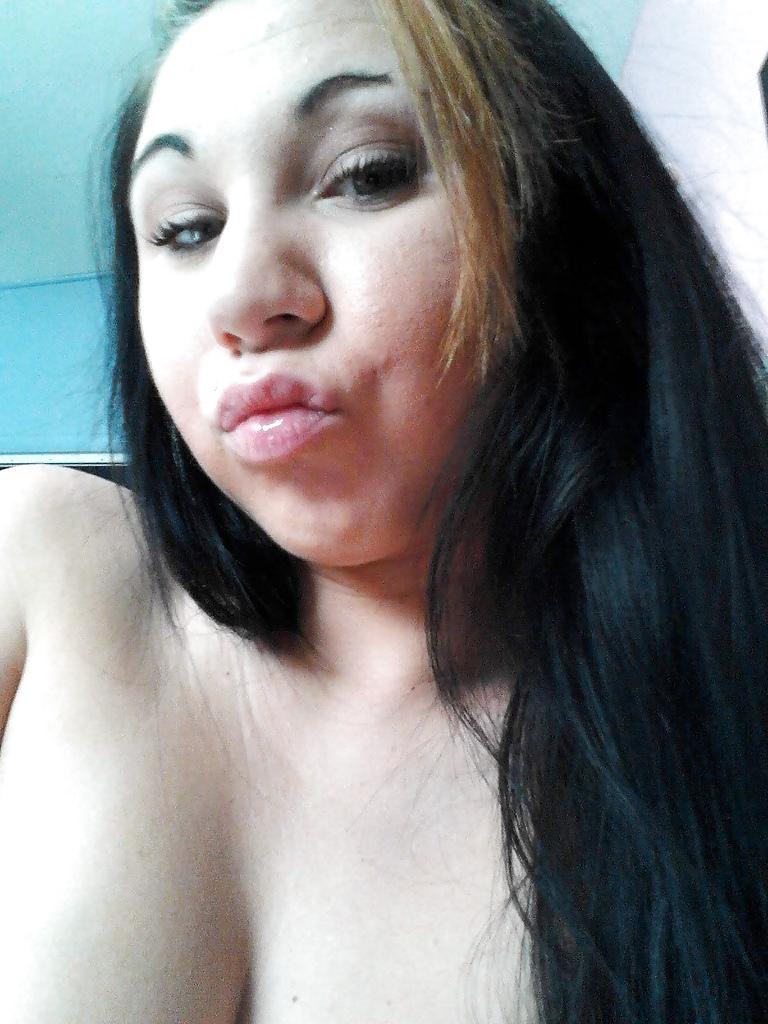 25P Teen brunette huge tits amazing body IV