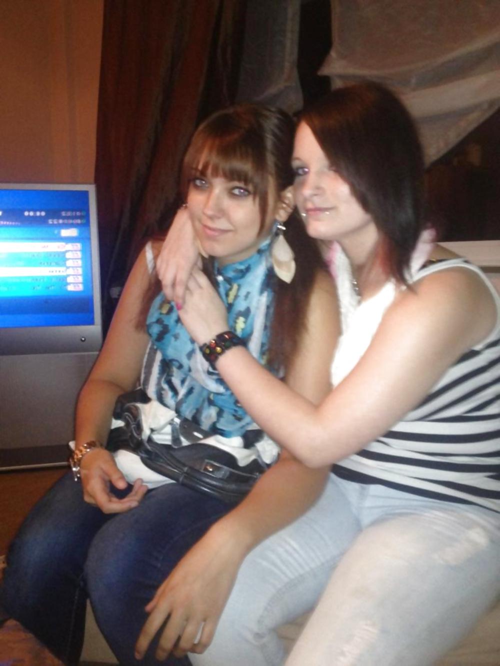 8P Slutty Jenny dirty comment geil kommentieren