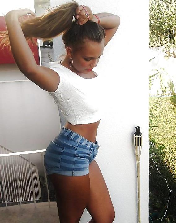 25P Hot Serbian Girls 5