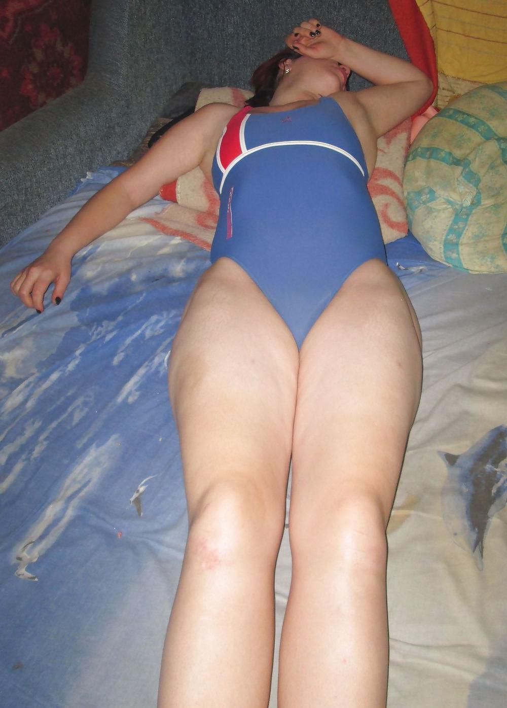 25P Lili in swimsuit