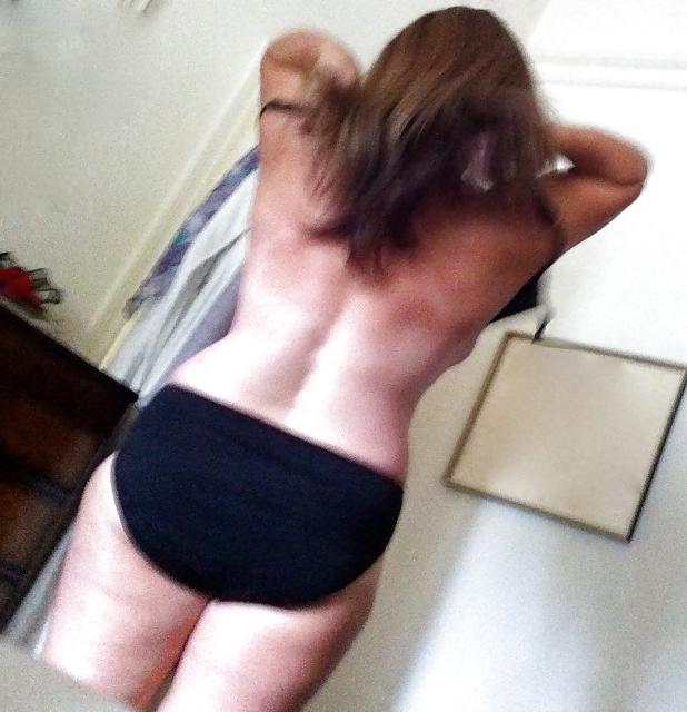25P Michelle's ass to die for!