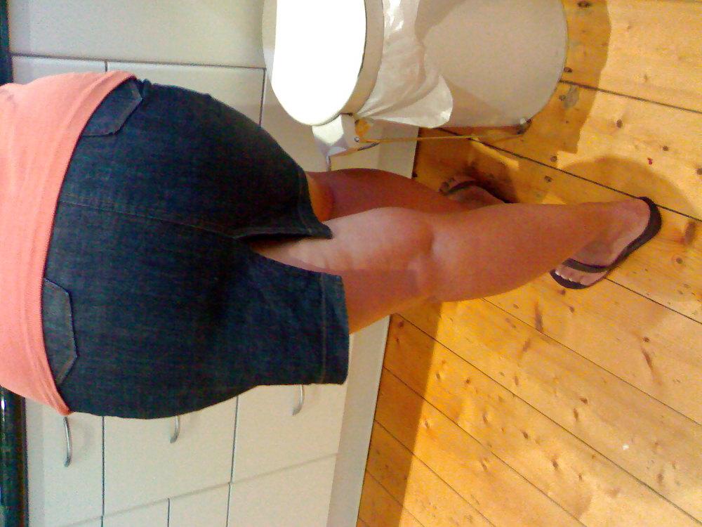 25P Michelle's ass to die for!
