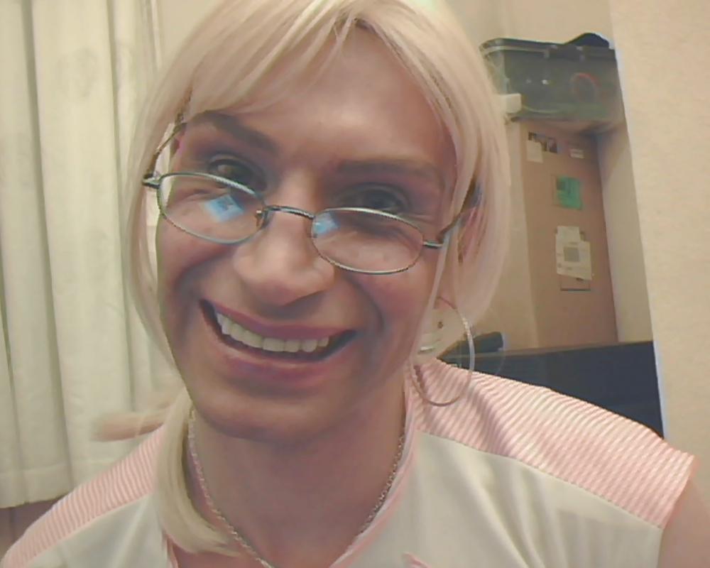 25P Im a little schoolgirl slut