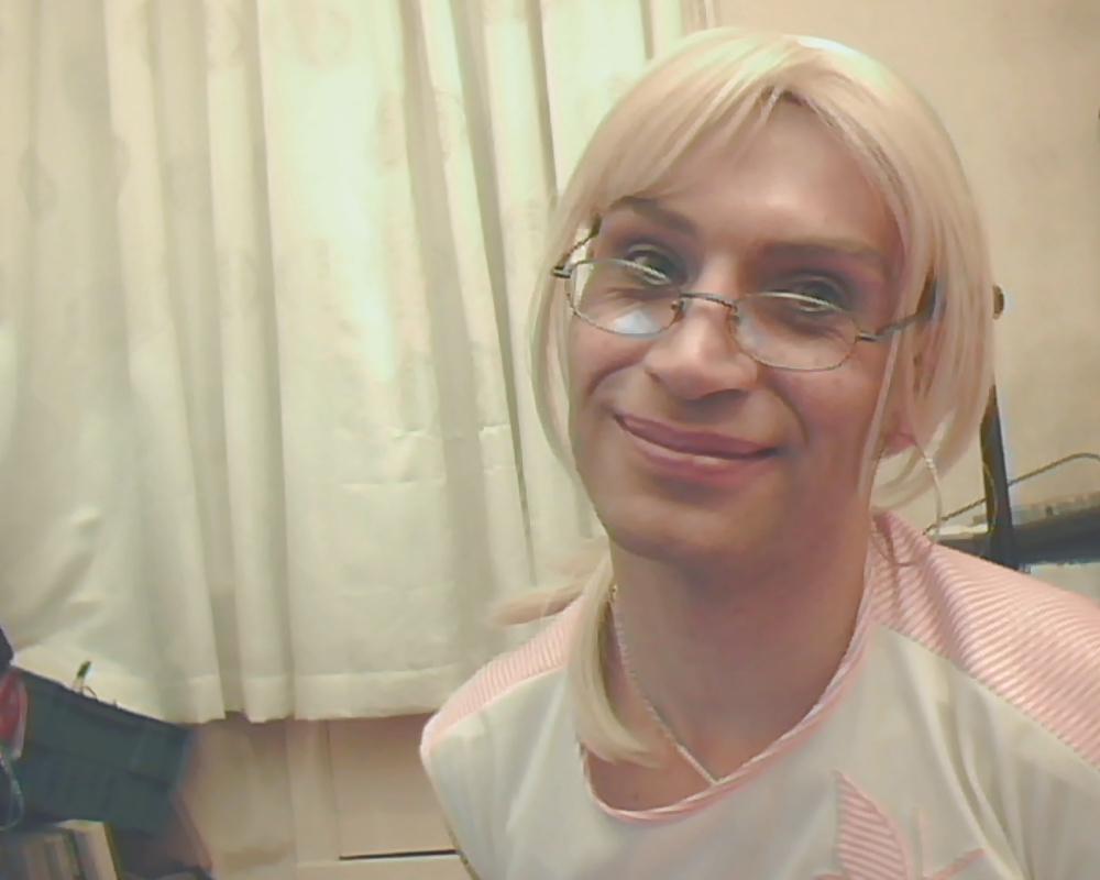 25P Im a little schoolgirl slut