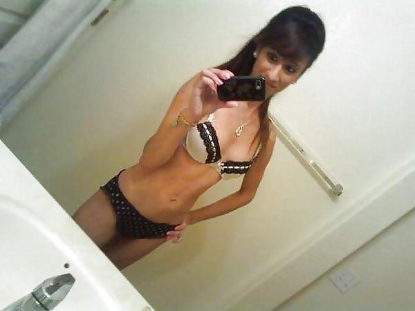 15P Skinny Indian Beauty.