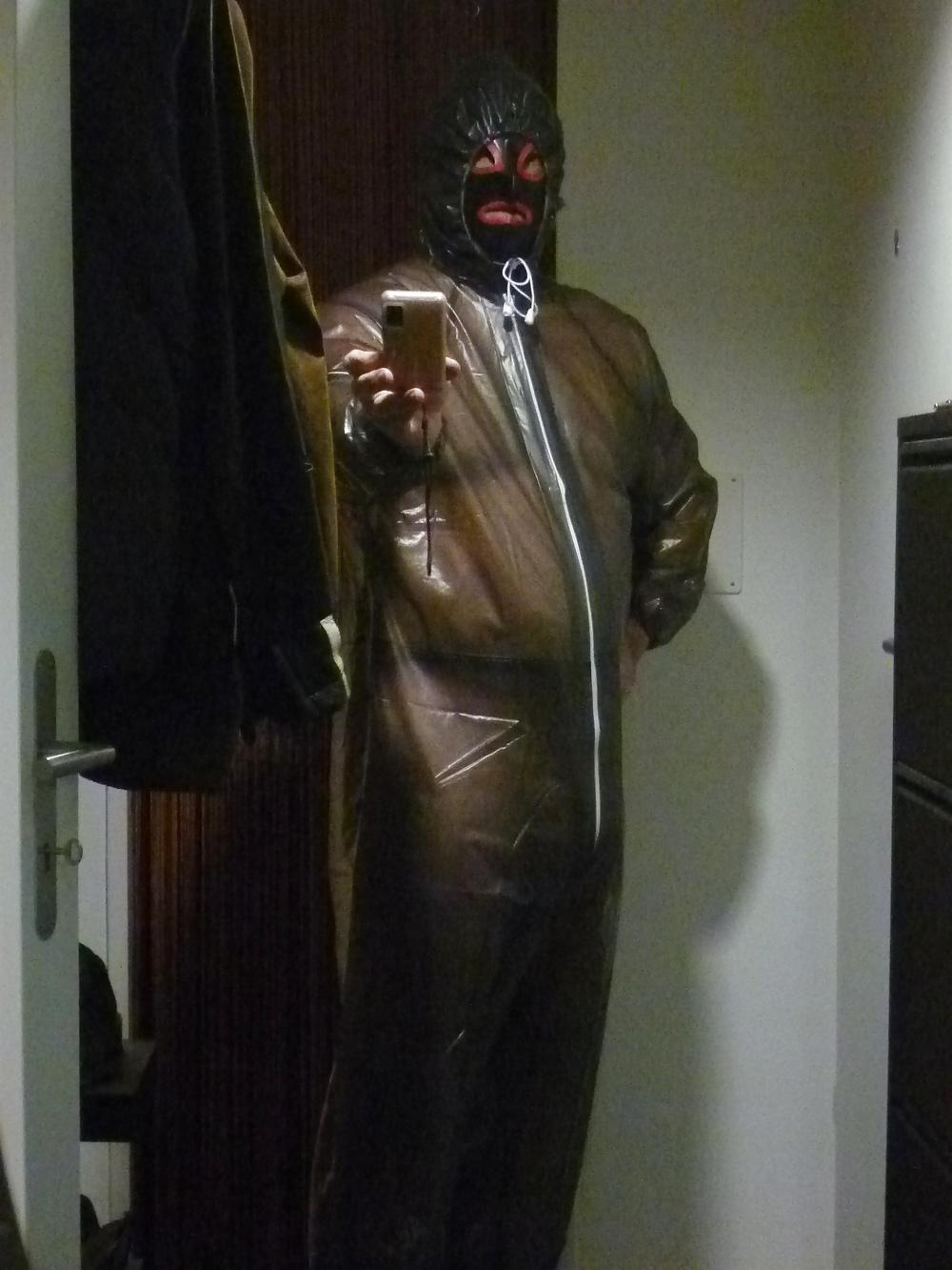 5P New pvc suit