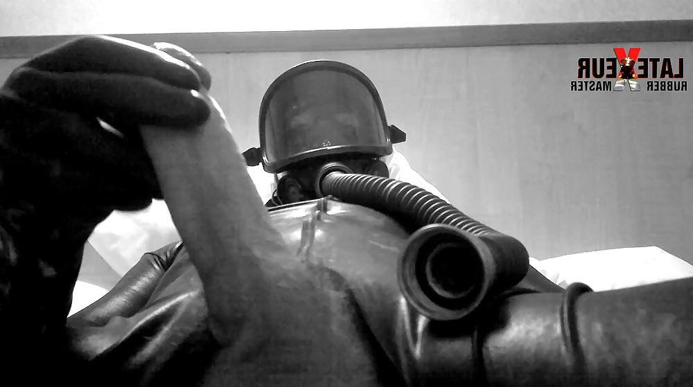 25P French Rubber Master Latexeur