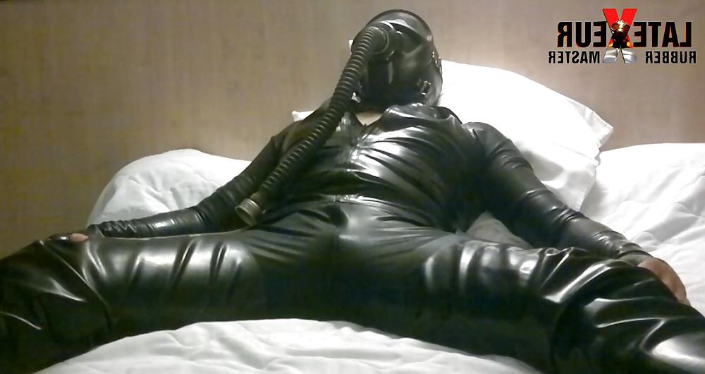 25P French Rubber Master Latexeur