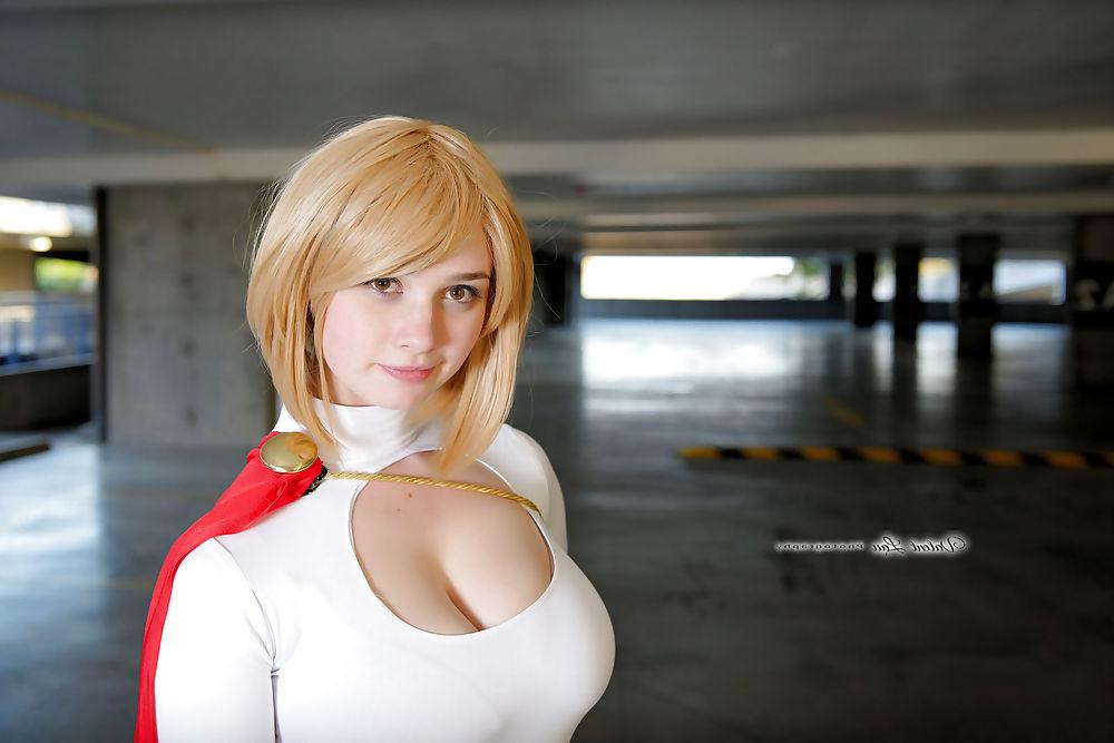 25P Ardella cosplay