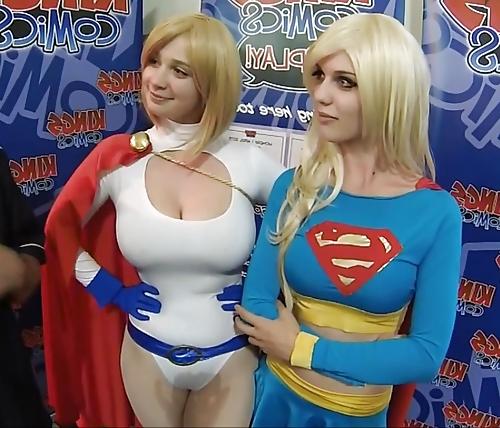 25P Ardella cosplay