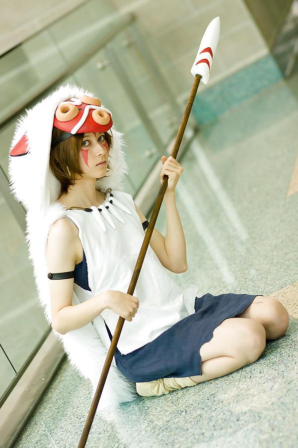 25P Amazing Cosplay Girls
