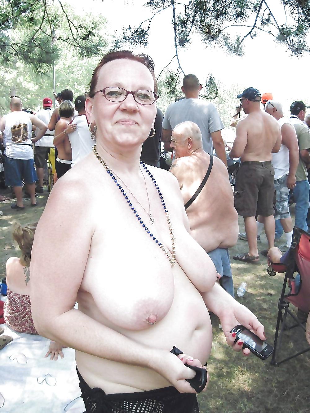 25P Women with body piercings...