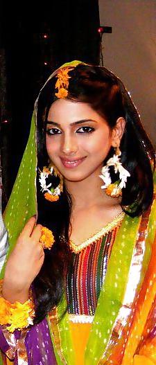 23P Cute n sexy pakistani actress