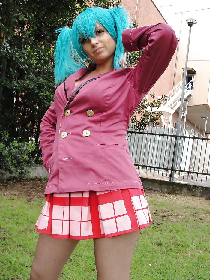 13P Sexy Cosplay by Facebook