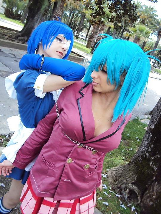 13P Sexy Cosplay by Facebook