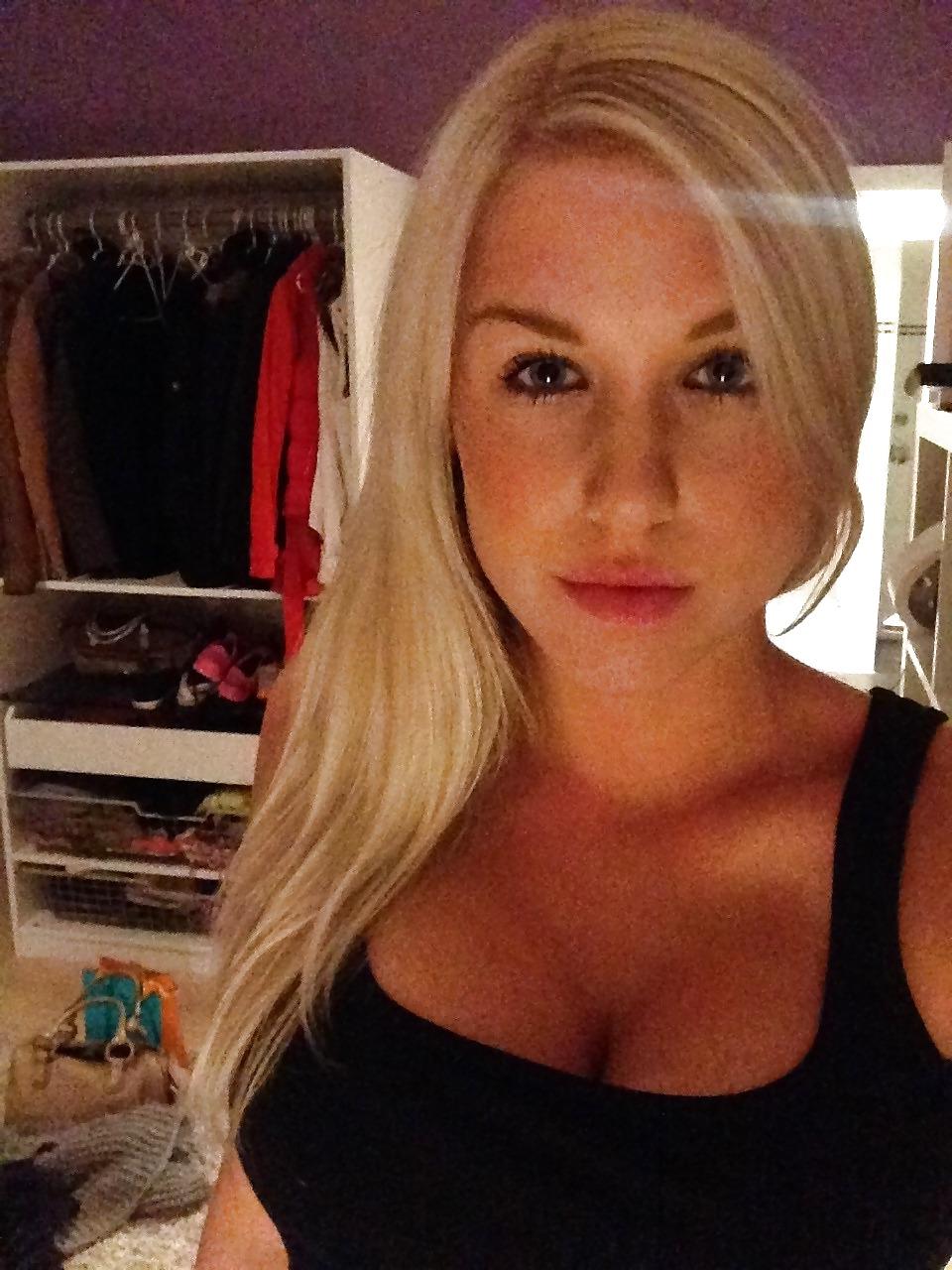 25P Cum to germany this girls are waiting for your big dick