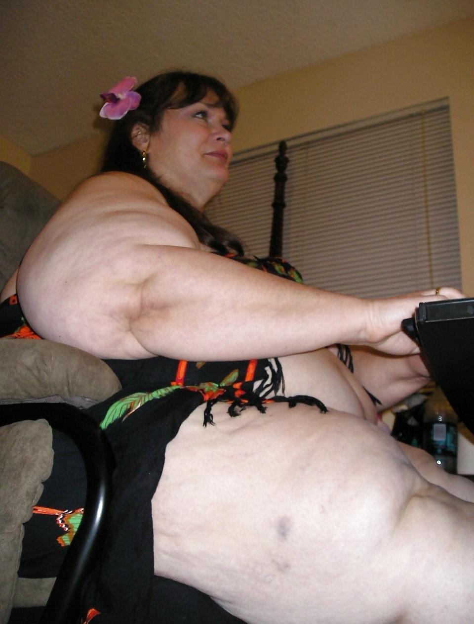 25P Fabulous SSBBW! (Butterfly Dress)