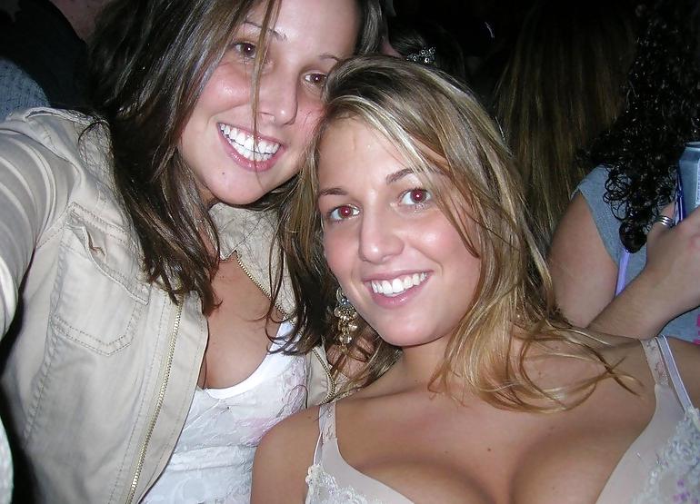 25P Some pics of real amateur teens and busty babe
