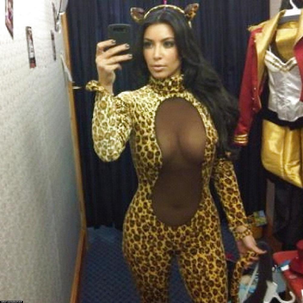 8P Kim Costume