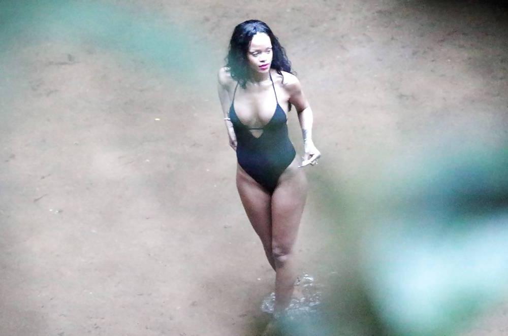 9P Rihanna Swimsuit Candids in Rio de Janeiro 