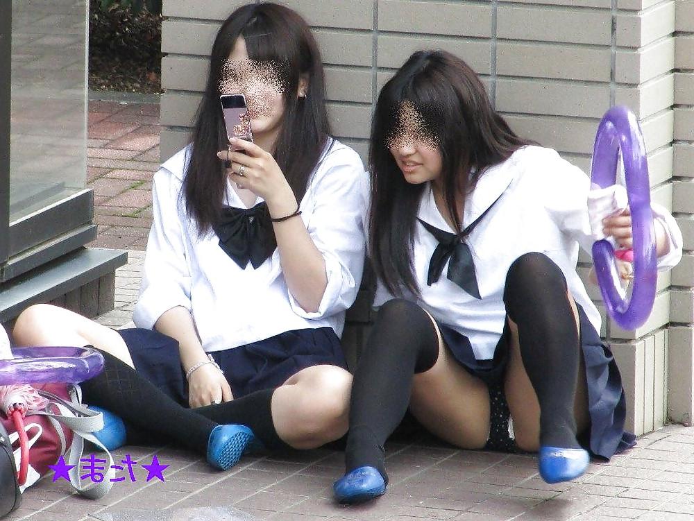 10P Dirty pads + pantyliner in panties - pussy voyeur public