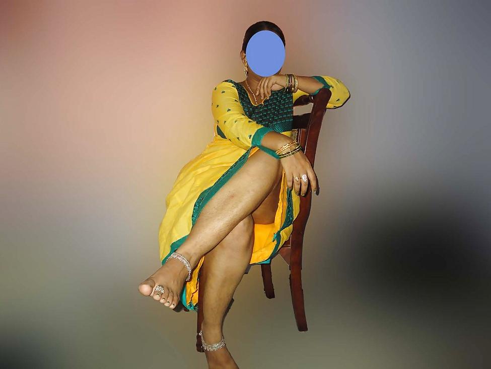 12P THICK INDIAN AUNTY