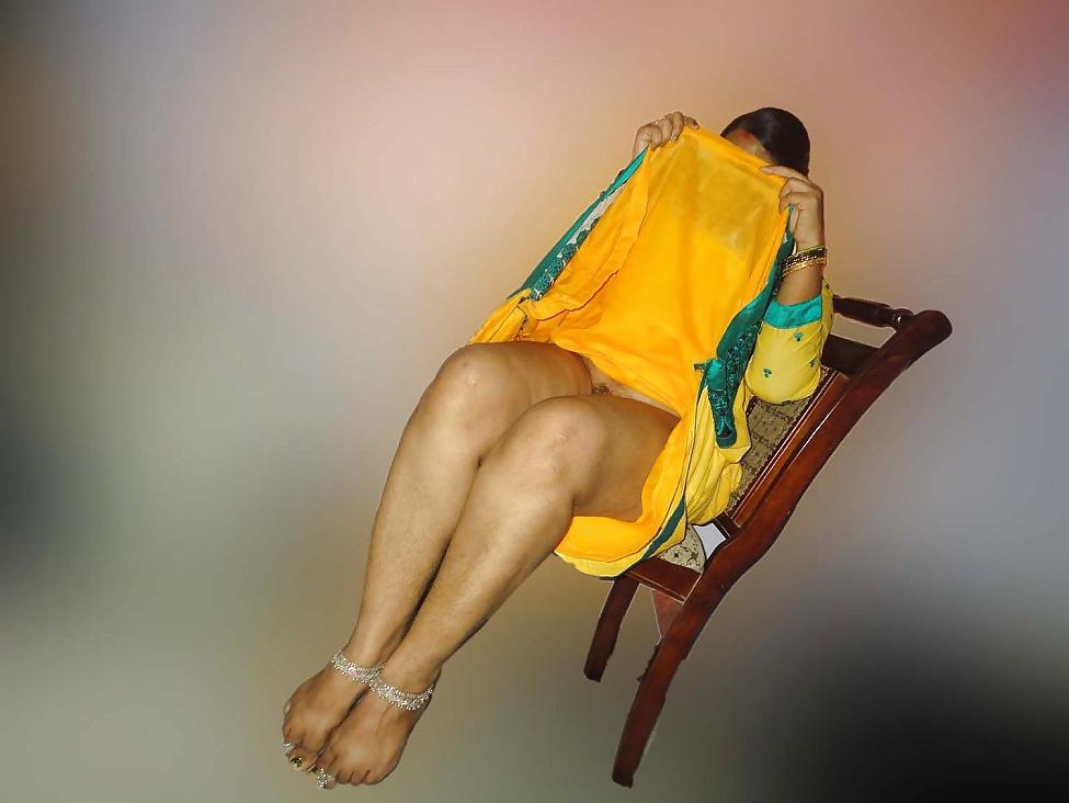12P THICK INDIAN AUNTY