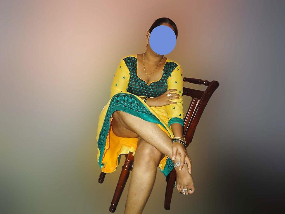 12P THICK INDIAN AUNTY
