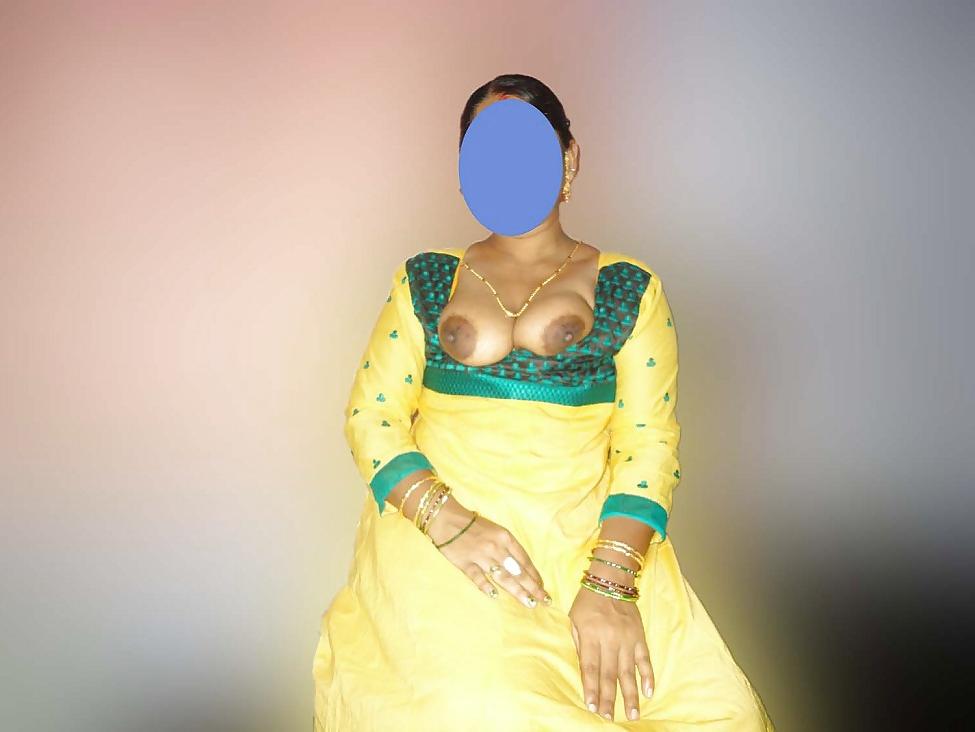 12P THICK INDIAN AUNTY