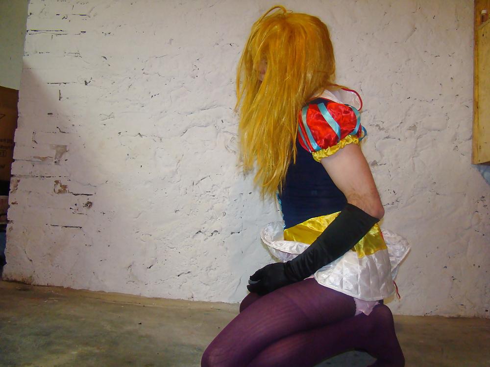 10P Playing around in my snow white costume :)