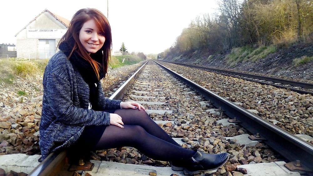 12P Amandine une petite salpe  French slut