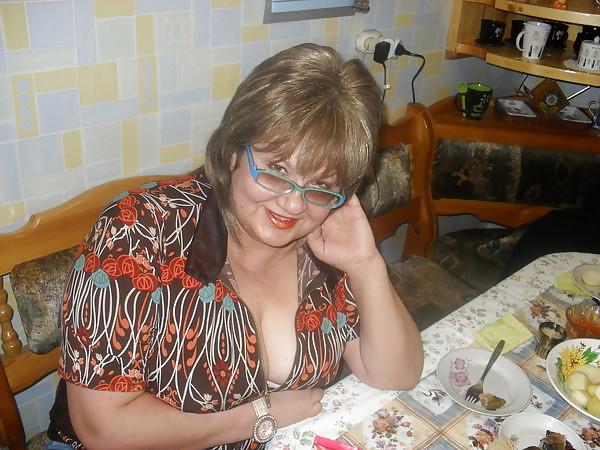 25P Russian mature busty!