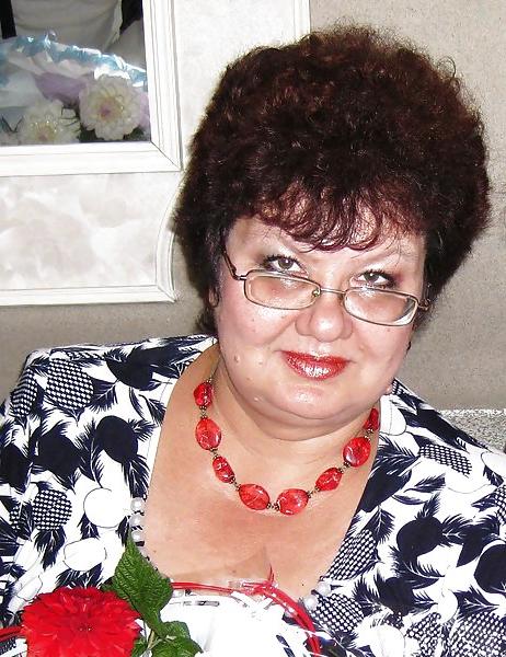 25P Russian mature busty!